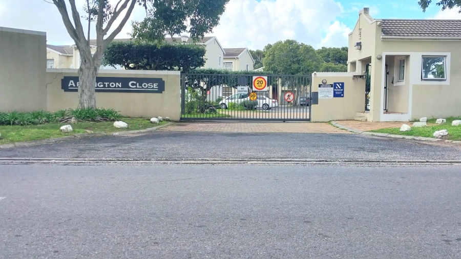 1 Bedroom Property for Sale in Kenilworth Western Cape